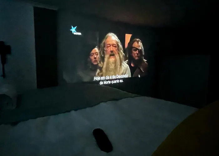 Cine דירה שטובל