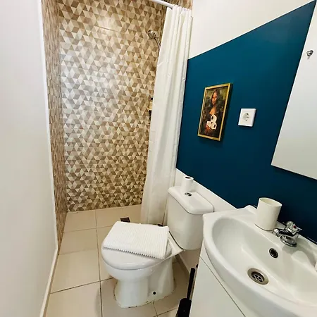Apartment Cine *